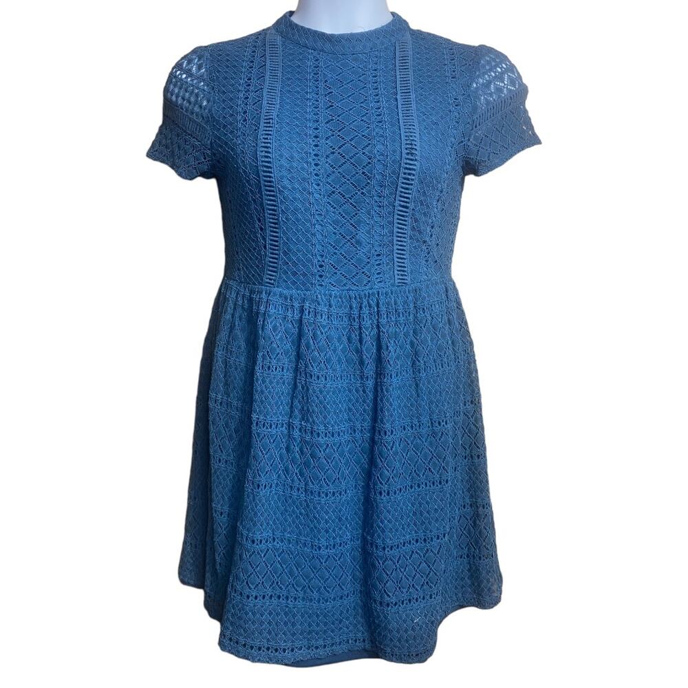 Francesca's blue lace short sleeve dress - women's medium
